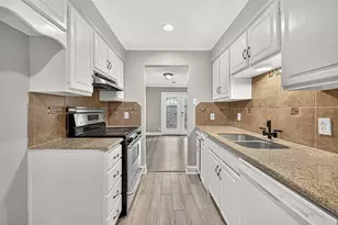 14535 Misty Meadow Ln, Houston, TX 77079 - Photo 18