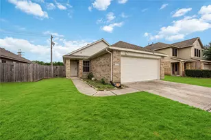 8426 Bay Run Ave, Baytown, TX 77521 - Photo 1