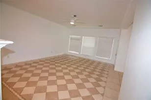 6131 Old Farmhouse Ln, Katy, TX 77449 - Photo 14