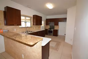 6131 Old Farmhouse Ln, Katy, TX 77449 - Photo 4