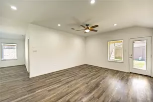 5406 Castlebury Meadows Dr, Spring, TX 77373 - Photo 12
