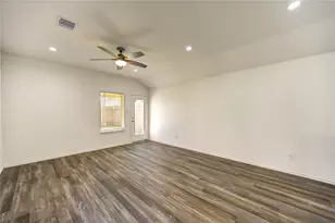 5406 Castlebury Meadows Dr, Spring, TX 77373 - Photo 14