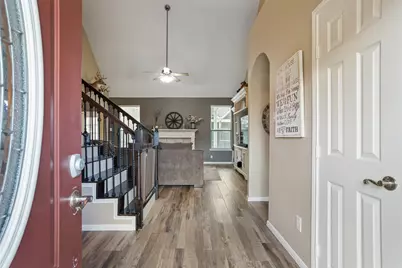 1809 Meredith Court, Deer Park, TX 77536 - Photo 2