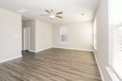 309 N Centro Circle, Shenandoah, TX 77385 - Photo 2