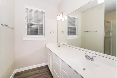 309 N Centro Circle, Shenandoah, TX 77385 - Photo 16