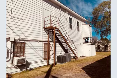401 E Main Street, Humble, TX 77338 - Photo 8