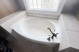 9500 Mayfield - Main House, Shiro, TX 77876 - Photo 16