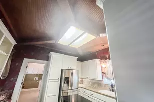 9500 Mayfield - Main House, Shiro, TX 77876 - Photo 4