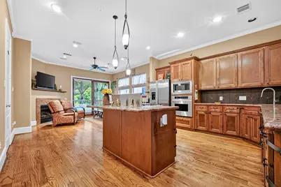 2334 Camden Drive, Houston, TX 77021 - Photo 10
