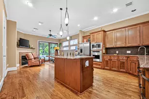2334 Camden Dr, Houston, TX 77021 - Photo 10