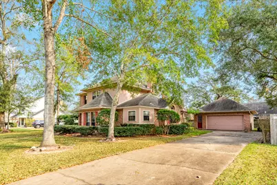 212 Any Way Street, Lake Jackson, TX 77566 - Photo 8