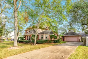 212 Any Way St, Lake Jackson, TX 77566 - Photo 8