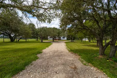 1474 County Road 105, Columbus, TX 78934 - Photo 2