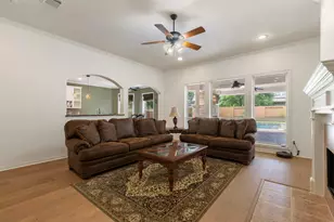 7 Renoir Trail Pl, The Woodlands, TX 77382 - Photo 10