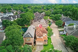 12929 Kingsbridge Ln, Houston, TX 77077 - Photo 36