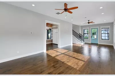 914 Robbie Street, Houston, TX 77009 - Photo 6
