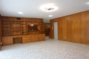 1903 Evergreen Ln, La Marque, TX 77568 - Photo 6
