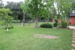 1903 Evergreen Ln, La Marque, TX 77568 - Photo 28