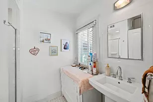 2110 South Blvd, Houston, TX 77098 - Photo 12