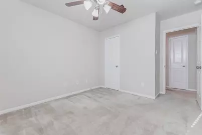 2406 Seahorse Bend Drive, Katy, TX 77449 - Photo 26