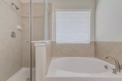 2406 Seahorse Bend Drive, Katy, TX 77449 - Photo 20