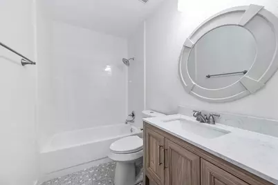 7600 Emmett F Lowry Expressway #1006, Texas City, TX 77591 - Photo 6