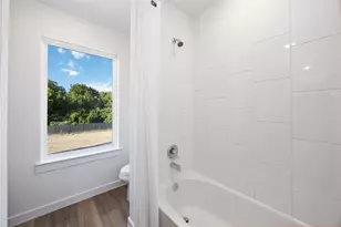 1057 Wheatley Oak Ln, Houston, TX 77091 - Photo 32