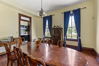 2002 Ave K, Galveston, TX 77550 - Photo 8