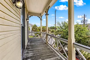 2002 Avenue K, Galveston, TX 77550 - Photo 36