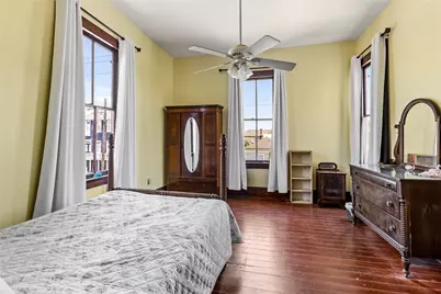 2002 Ave K, Galveston, TX 77550 - Photo 18