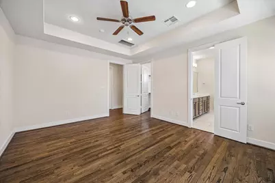 1029 Green Kensington Drive, Houston, TX 77008 - Photo 16