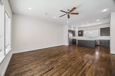 1029 Green Kensington Drive, Houston, TX 77008 - Photo 8