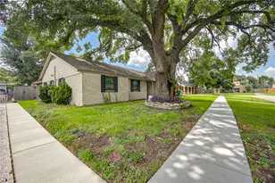 2117 Willow Wisp Dr, Seabrook, TX 77586 - Photo 34