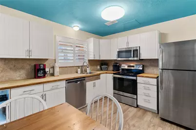 21216 Gulf Drive, Galveston, TX 77554 - Photo 18