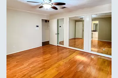 9807 Oak Point Drive, Houston, TX 77055 - Photo 42