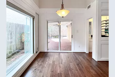 9807 Oak Point Drive, Houston, TX 77055 - Photo 18