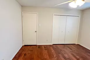 9807 Oak Point Dr, Houston, TX 77055 - Photo 34