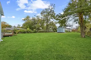 216 N Shady Oaks St, Lake Jackson, TX 77566 - Photo 28