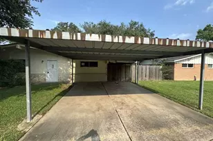 270 Triangle Dr, Vidor, TX 77662 - Photo 2