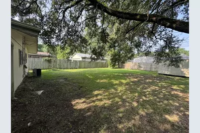 270 Triangle Drive, Vidor, TX 77662 - Photo 8