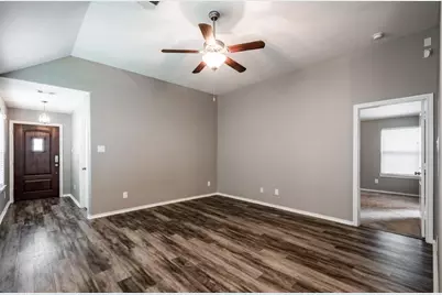 8314 Broadleaf Avenue, Baytown, TX 77521 - Photo 6