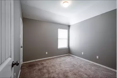 8314 Broadleaf Avenue, Baytown, TX 77521 - Photo 14