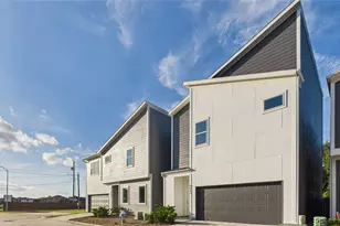 9607 Habitat St, Houston, TX 77075 - Photo 2