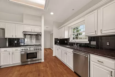 2406 Droxford Drive, Houston, TX 77008 - Photo 16