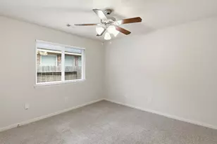 21411 Venture Park Dr, Richmond, TX 77406 - Photo 32