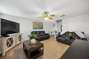 9014 Tarpon Springs Ln, Houston, TX 77095 - Photo 4