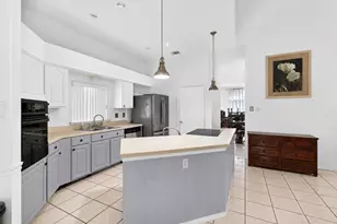 9718 Silver Moon, San Antonio, TX 78254 - Photo 8