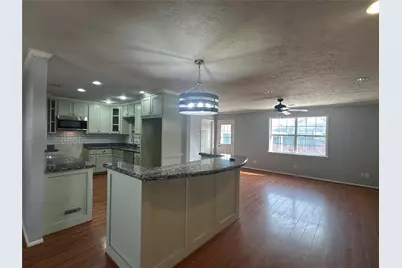 7209 Sycamore Drive, Galveston, TX 77551 - Photo 8