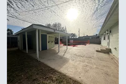 7209 Sycamore Drive, Galveston, TX 77551 - Photo 32