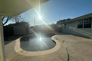 7209 Sycamore Dr, Galveston, TX 77551 - Photo 40